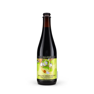 Botella de cerveza Imperial Stout EQUILIBRIUM Pistachio Dream Dessert con pistacho, coco y malvavisco, etiqueta verde ilustrada con diseño moderno
